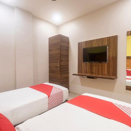 Hotel Blue Executive Near Chhatrapati Shivaji International Airport Mumbai Ngoại thất bức ảnh