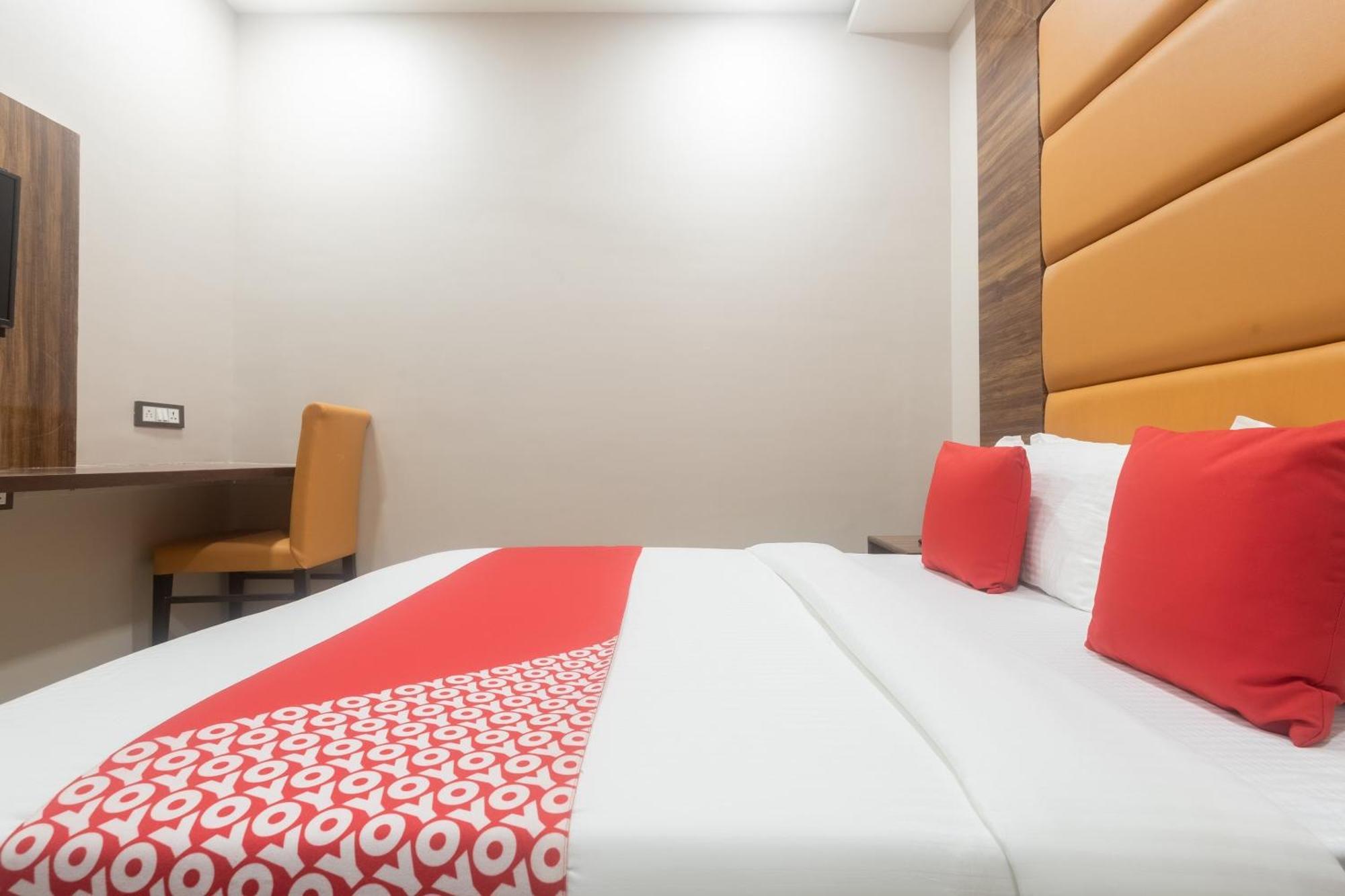 Hotel Blue Executive Near Chhatrapati Shivaji International Airport Mumbai Ngoại thất bức ảnh
