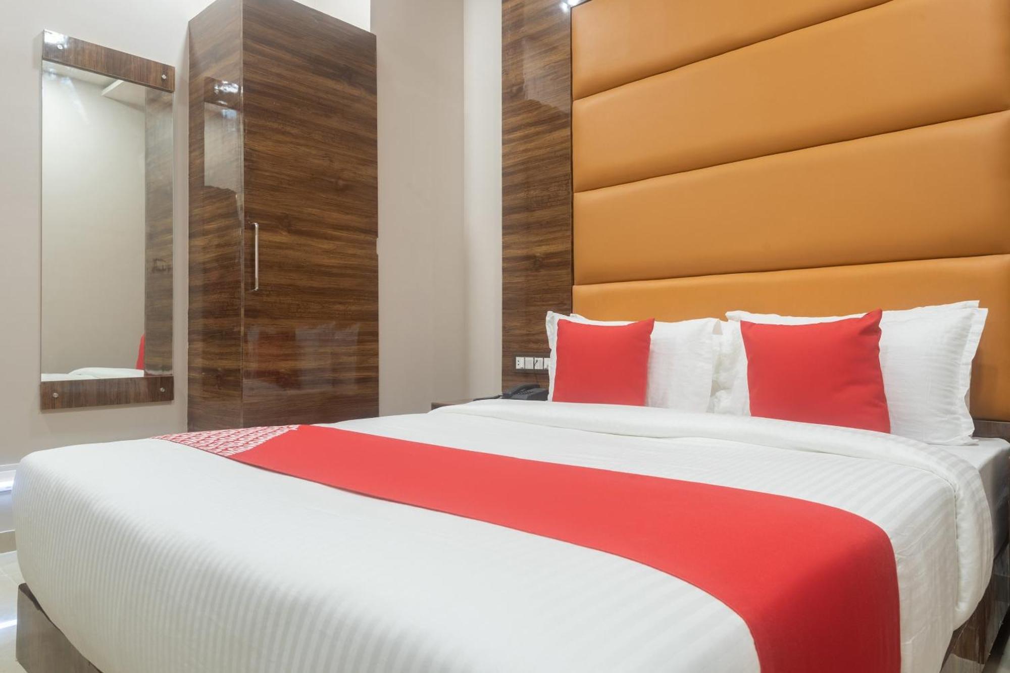 Hotel Blue Executive Near Chhatrapati Shivaji International Airport Mumbai Ngoại thất bức ảnh