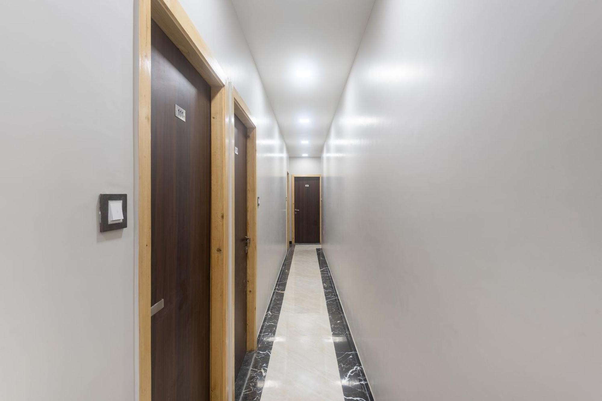Hotel Blue Executive Near Chhatrapati Shivaji International Airport Mumbai Ngoại thất bức ảnh