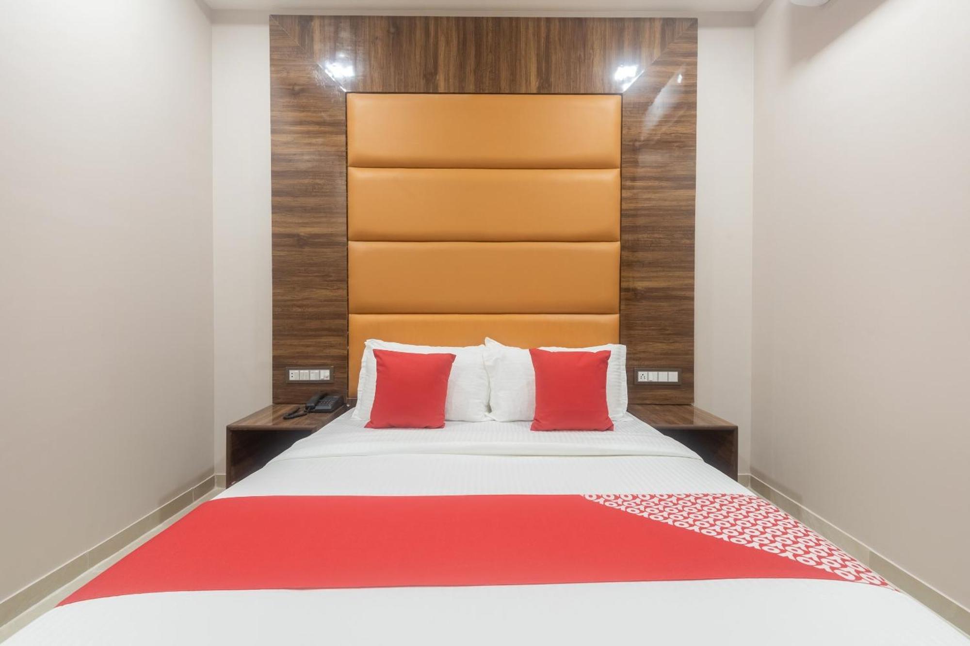Hotel Blue Executive Near Chhatrapati Shivaji International Airport Mumbai Ngoại thất bức ảnh